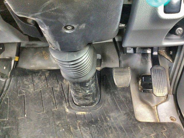 日野デュトロ平ボディ小型（2t・3t）[写真30]