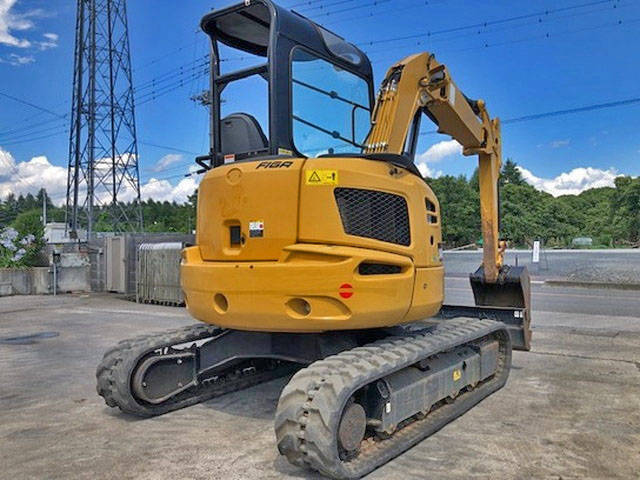 CATミニユンボ（ミニバックホー）[写真02]