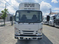 いすゞエルフ冷凍車（冷蔵車）小型（2t・3t）[写真03]