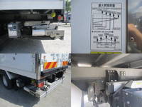 いすゞエルフ冷凍車（冷蔵車）小型（2t・3t）[写真09]