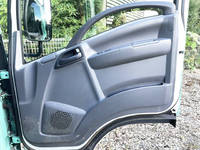 いすゞエルフアルミバン小型（2t・3t）[写真21]