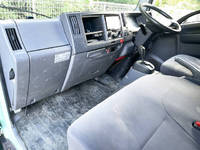 いすゞエルフアルミバン小型（2t・3t）[写真24]