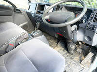 いすゞエルフアルミバン小型（2t・3t）[写真25]