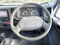 いすゞエルフアルミバン小型（2t・3t）[写真29]