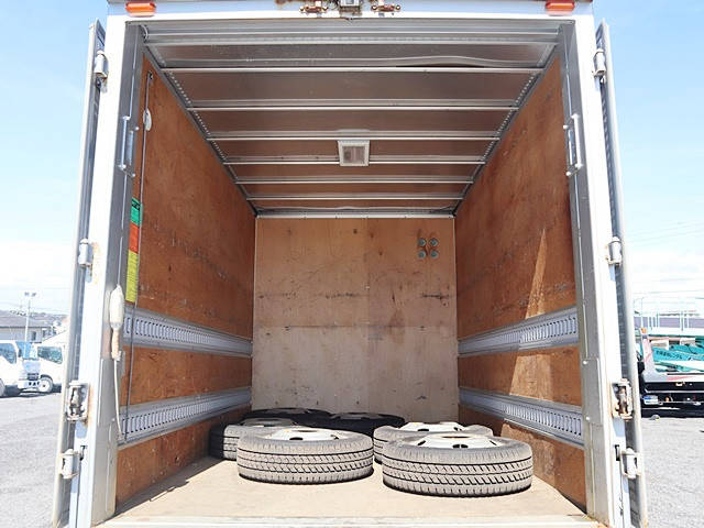 日産アトラスアルミバン小型（2t・3t）[写真10]