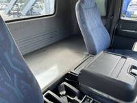 いすゞフォワードコンテナ専用車中型（4t）[写真14]