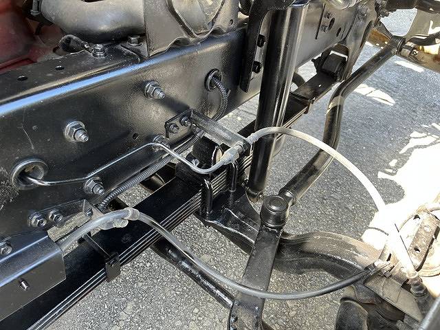 いすゞフォワードコンテナ専用車中型（4t）[写真28]