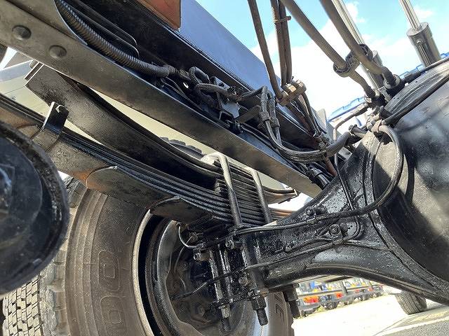 いすゞフォワードコンテナ専用車中型（4t）[写真29]