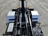 いすゞフォワードコンテナ専用車中型（4t）[写真05]