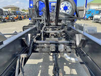 いすゞフォワードコンテナ専用車中型（4t）[写真09]