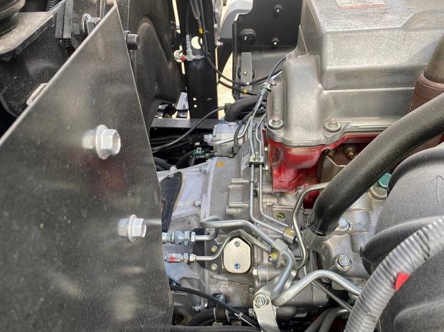 日野プロフィアアルミブロック大型（10t）[写真28]