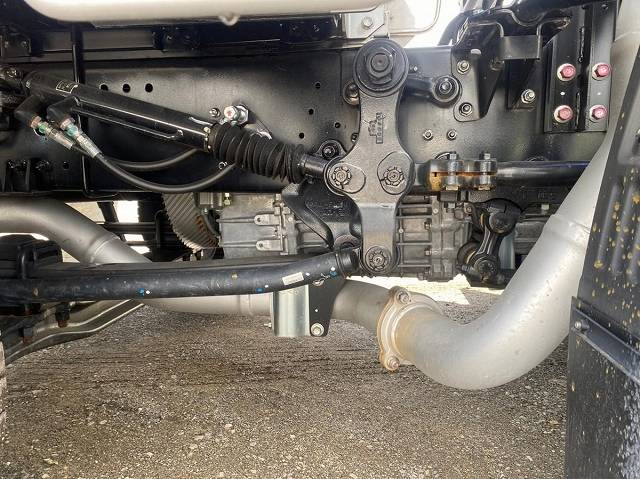 日野プロフィアアルミブロック大型（10t）[写真30]