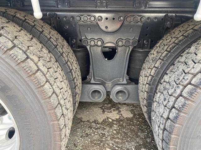 日野プロフィアアルミブロック大型（10t）[写真32]