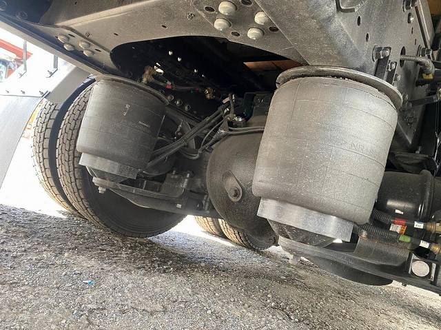 日野プロフィアアルミブロック大型（10t）[写真33]