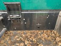 UDトラックスクオンタンク車（タンクローリー）大型（10t）[写真10]