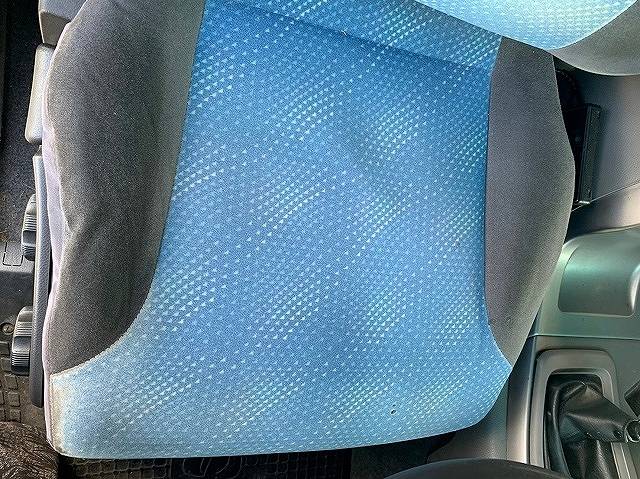 UDトラックスクオンタンク車（タンクローリー）大型（10t）[写真11]