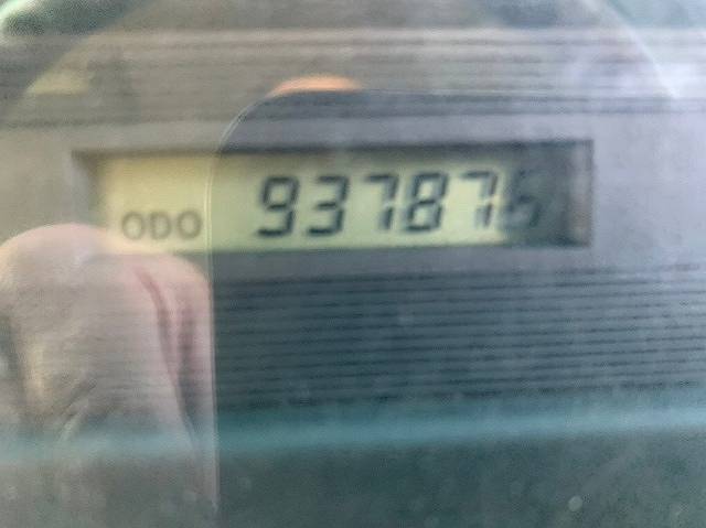 UDトラックスクオンタンク車（タンクローリー）大型（10t）[写真15]