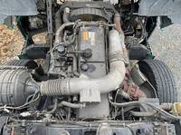 UDトラックスクオンタンク車（タンクローリー）大型（10t）[写真19]