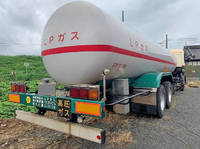 UDトラックスクオンタンク車（タンクローリー）大型（10t）[写真02]