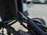 三菱ふそうキャンターダンプ小型（2t・3t）[写真11]