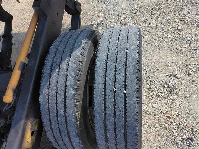 三菱ふそうキャンターダンプ小型（2t・3t）[写真15]