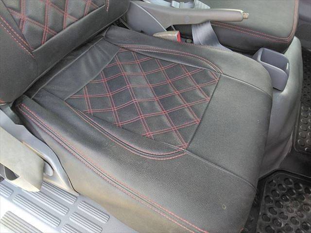 三菱ふそうキャンターダンプ小型（2t・3t）[写真19]