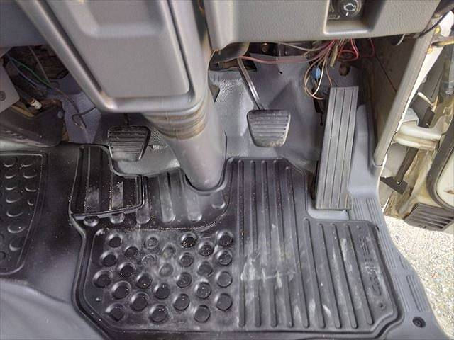 三菱ふそうキャンターダンプ小型（2t・3t）[写真21]