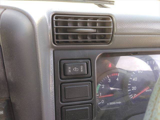 三菱ふそうキャンターダンプ小型（2t・3t）[写真27]