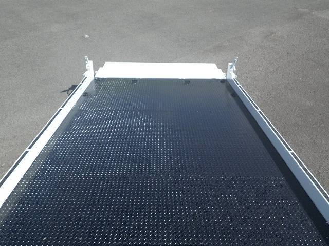 三菱ふそうキャンターセーフティローダー小型（2t・3t）[写真06]