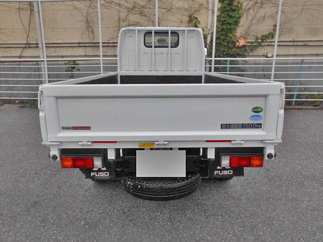 三菱ふそうキャンター平ボディ小型（2t・3t）[写真10]