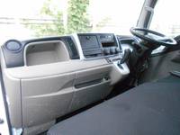 三菱ふそうキャンター平ボディ小型（2t・3t）[写真23]