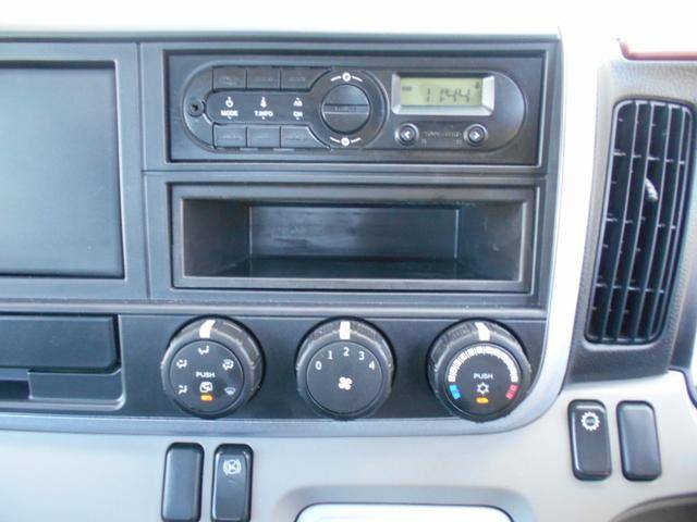 三菱ふそうキャンター平ボディ小型（2t・3t）[写真29]