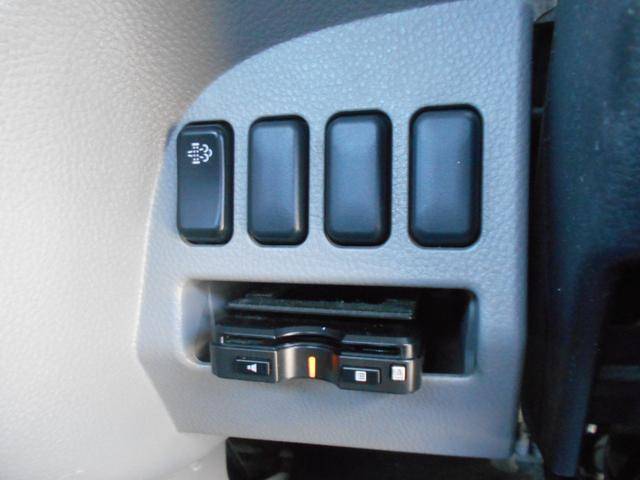 三菱ふそうキャンター平ボディ小型（2t・3t）[写真33]