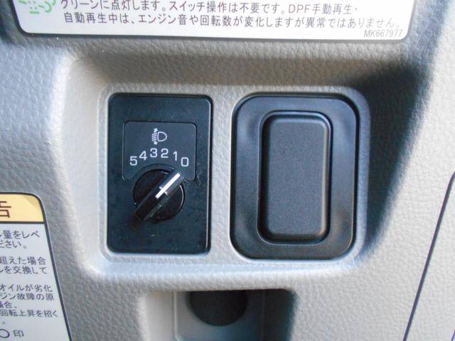 三菱ふそうキャンター平ボディ小型（2t・3t）[写真34]