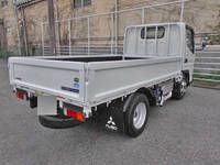 三菱ふそうキャンター平ボディ小型（2t・3t）[写真09]