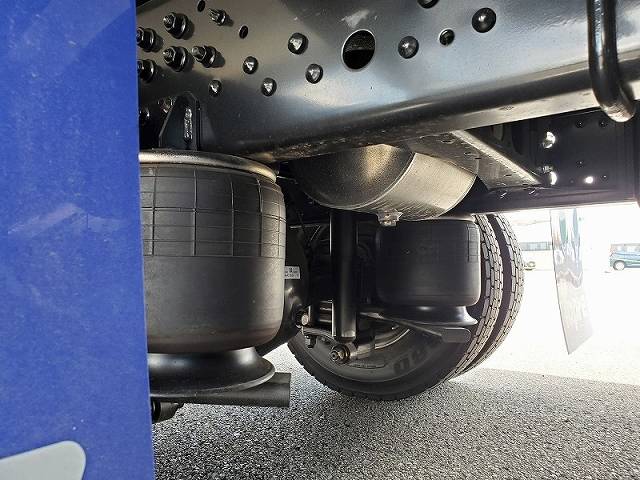 三菱ふそうファイター冷凍車（冷蔵車）中型（4t）[写真10]