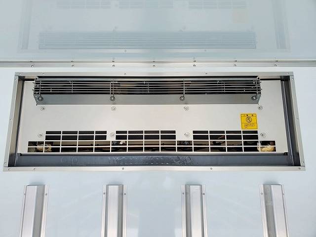 三菱ふそうファイター冷凍車（冷蔵車）中型（4t）[写真04]