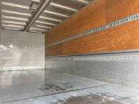 三菱ふそうファイターアルミウイング中型（4t）[写真14]