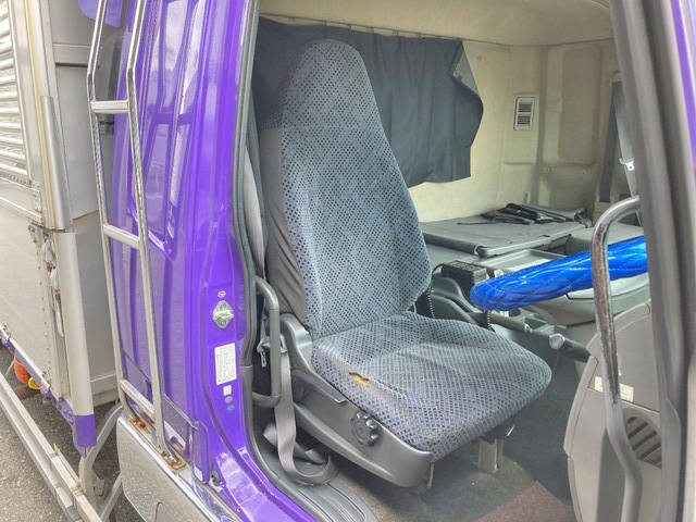 三菱ふそうファイターアルミウイング中型（4t）[写真33]