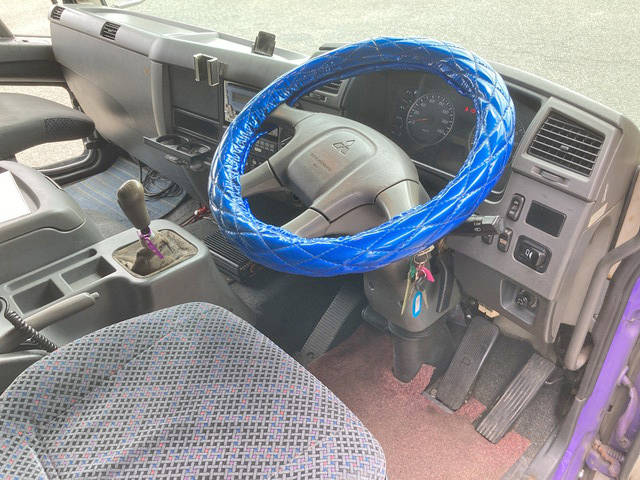 三菱ふそうファイターアルミウイング中型（4t）[写真34]