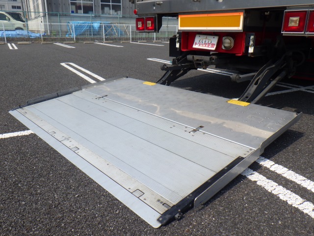 日野レンジャー冷凍車（冷蔵車）中型（4t）[写真02]