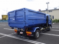 いすゞフォワードアームロール中型（4t）[写真02]