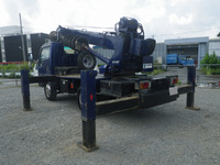 いすゞエルフ穴掘建柱車小型（2t・3t）[写真02]