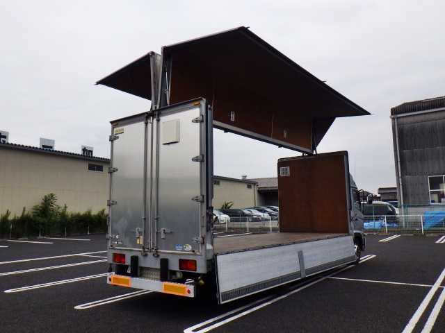 日野レンジャーアルミウイング中型（4t）[写真02]