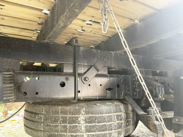 三菱ふそうキャンタークレーン3段小型（2t・3t）[写真15]