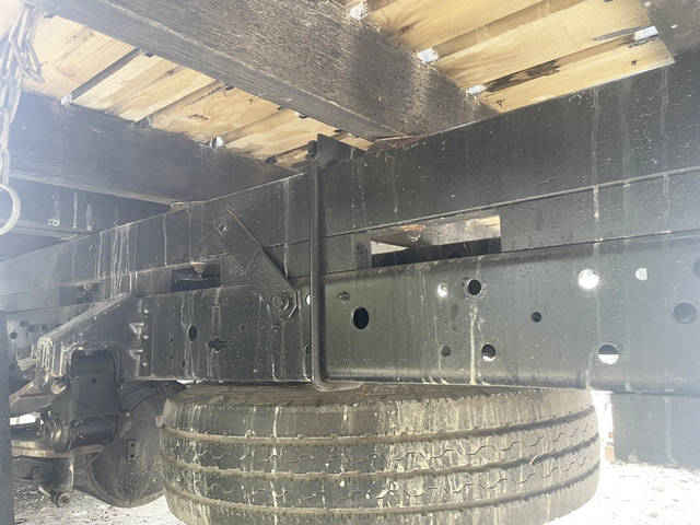 三菱ふそうキャンタークレーン3段小型（2t・3t）[写真16]