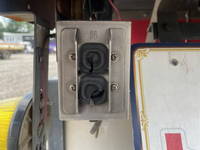 いすゞギガアルミウイング大型（10t）[写真18]