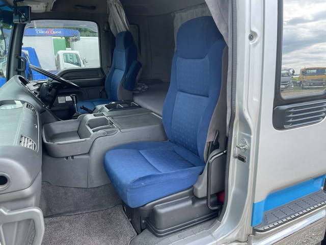 いすゞギガアルミウイング大型（10t）[写真28]