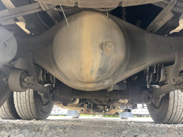 いすゞギガセルフローダー大型（10t）[写真18]