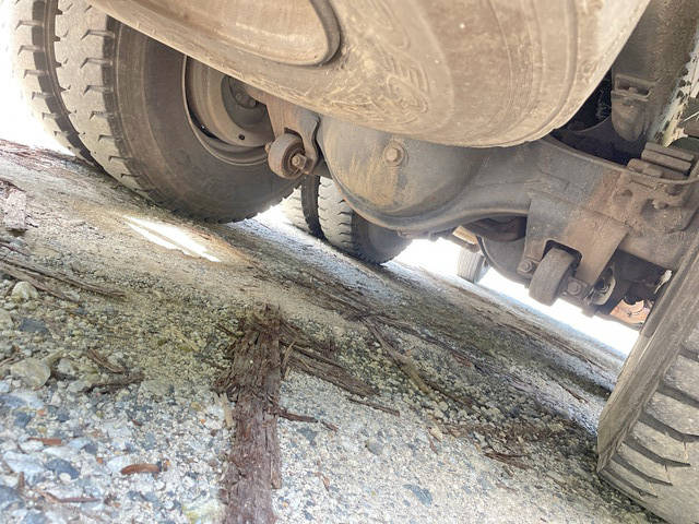 三菱ふそうスーパーグレートヒアブクレーン大型（10t）[写真19]